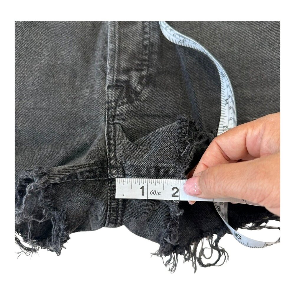 H&M Shorts Women 6 Cut Off High Rise Denim Charcoal Wash -Distressed- Button Fly - Picture 9 of 11